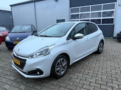 Peugeot 208 - 1.2 Urban Soul 2016 Parelmoer Wit 66.000 KM