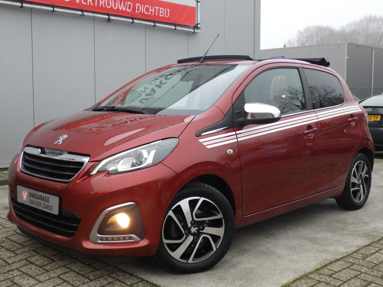 Peugeot 108 - 1.0 e-VTi Collection TOP! 1.0 e-VTi Collection TOP, Airco/Climate, 5 DRS! - AutoWereld.nl
