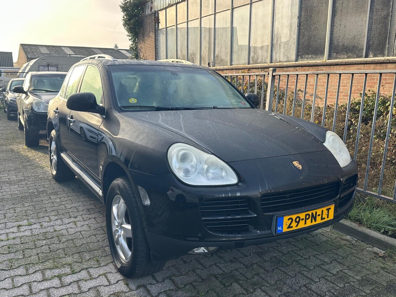 PORSCHE CAYENNE
