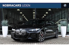 BMW i4 - eDrive35 Gran Coupé M Sport / Schuif-kanteldak / Adaptieve LED / Achteruitrijcamera / Stoe