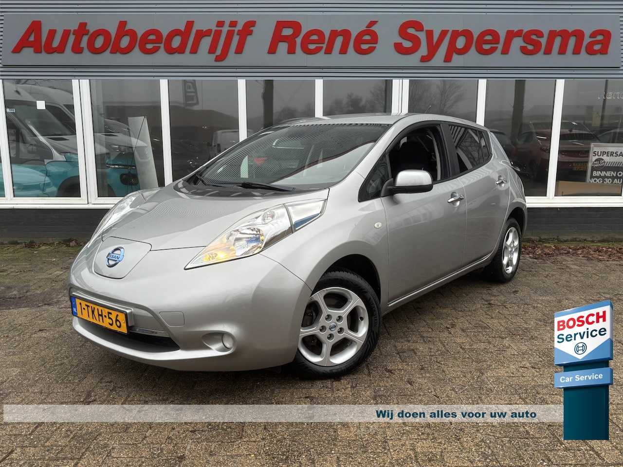 Nissan LEAF - Acenta 24 kWh | Stuur Verwarming | Parkeer Camera | Navi | Cruise - AutoWereld.nl