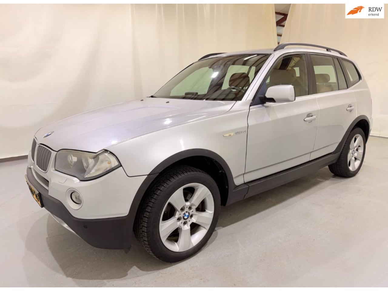 BMW X3 - 2.5si Automaat High Executive leer/panodak - AutoWereld.nl