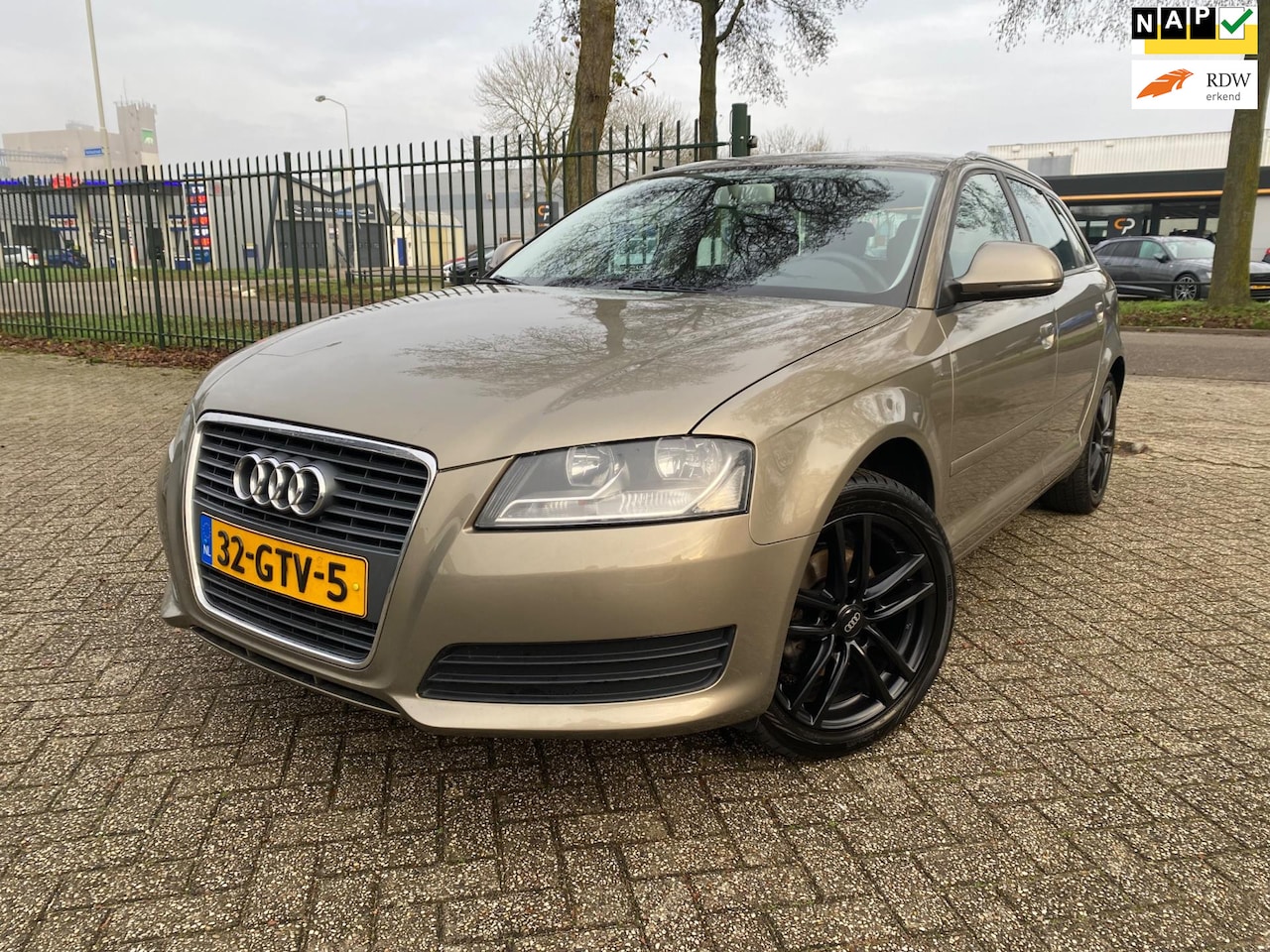 Audi A3 Sportback - 1.4 TFSI Attraction Pro Line Business 1.4 TFSI Attraction Pro Line Business - AutoWereld.nl