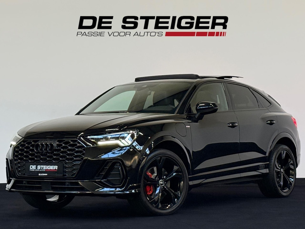 Audi Q3 Sportback - 45 TFSI e S Edition Pano 360 sfeer Sonos Blackpack ACC - AutoWereld.nl