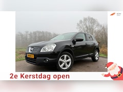 Nissan Qashqai - 2.0 Acenta Automaat / Leder / Panoramadak / Camera / Navi / Stoelverwarming / Clima / Trek