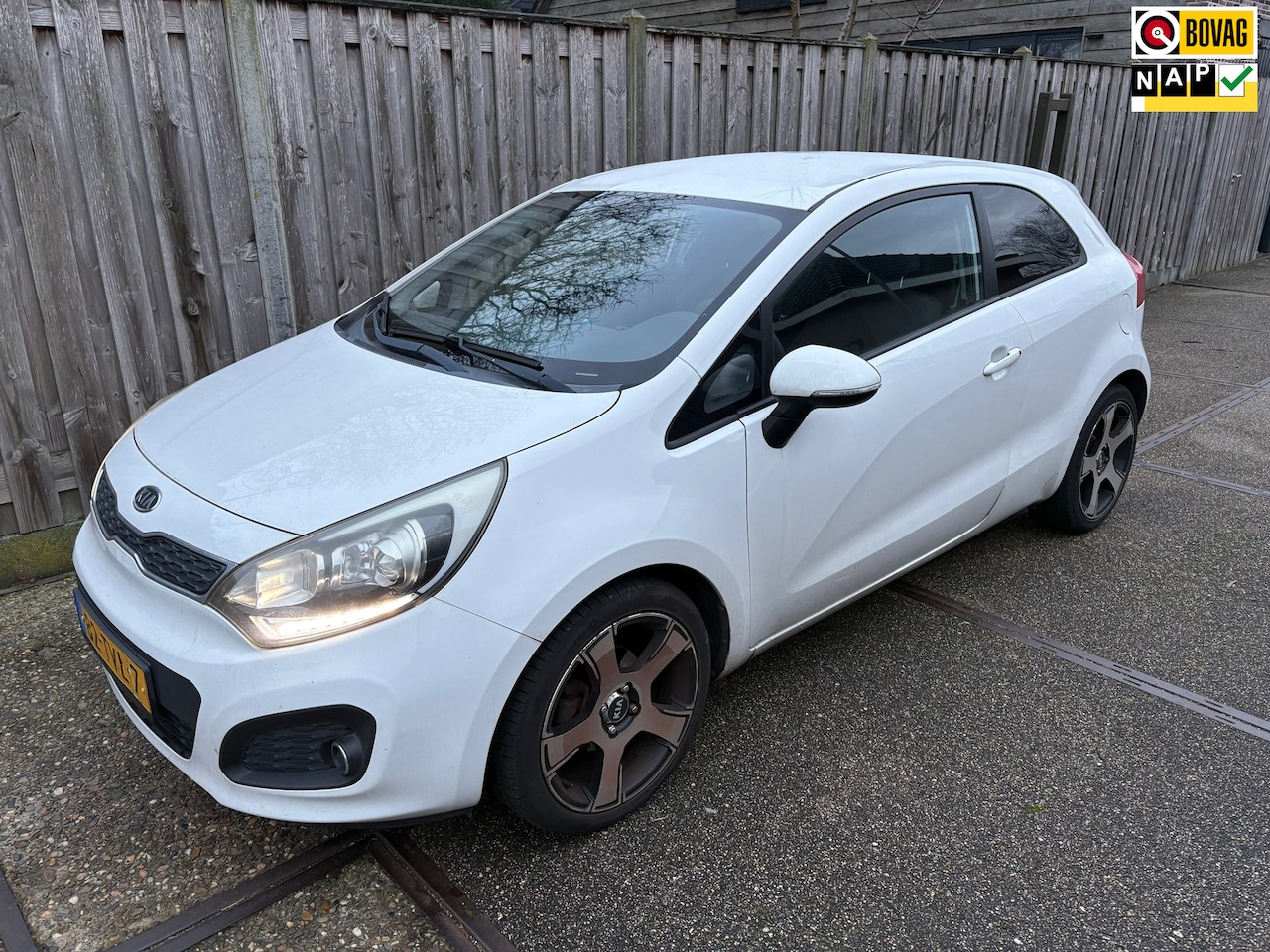 Kia Rio - 1.2 CVVT Plus Pack 1.2 CVVT Plus Pack - AutoWereld.nl