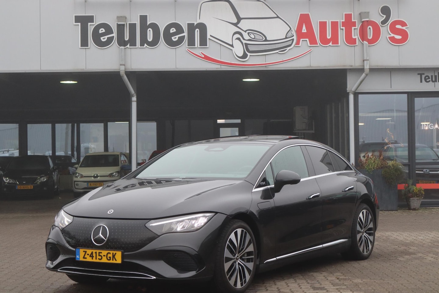 Mercedes-Benz EQE - 300 Business Edition 89 kWh Keyless, Virtual Cockpit, Stoelverwarming, Adaptieve Cruise co - AutoWereld.nl