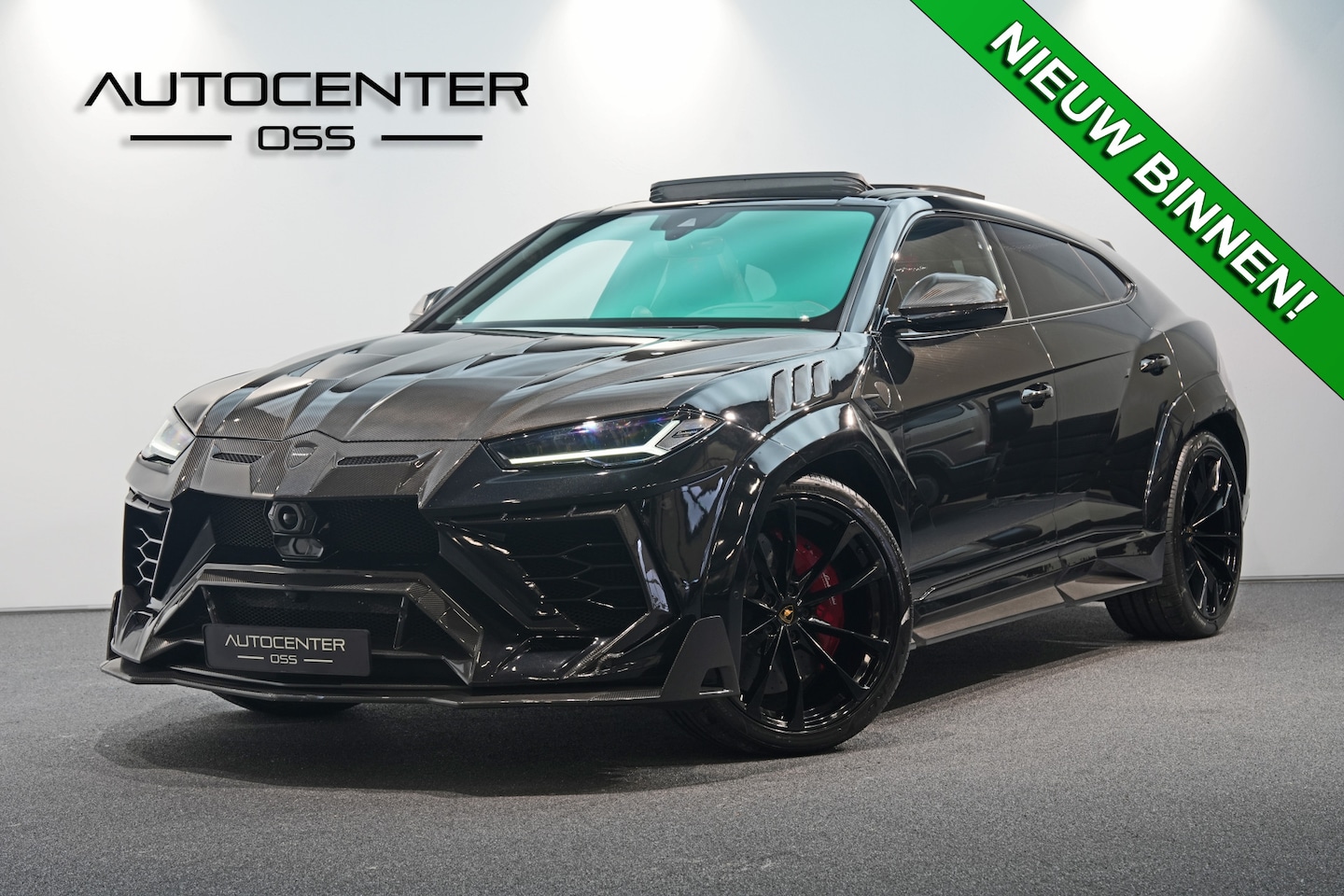Lamborghini Urus - 4.0 V8 | UNIEK | PANO | 4 ZITS |  23" | KERAMISCH | CARBON | - AutoWereld.nl