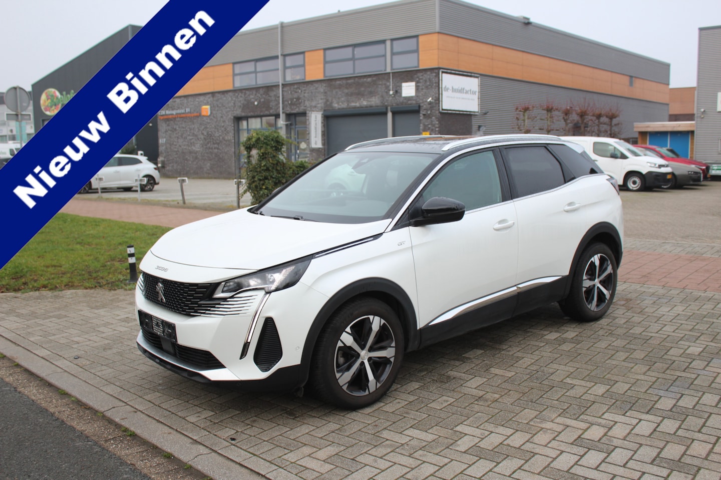 Peugeot 3008 - 1.2 PureTech Automaat EAT8 GT Line. Keyless-Schuifdak-Camera-Adapt-Cruise-19000 Km 24 Maan - AutoWereld.nl