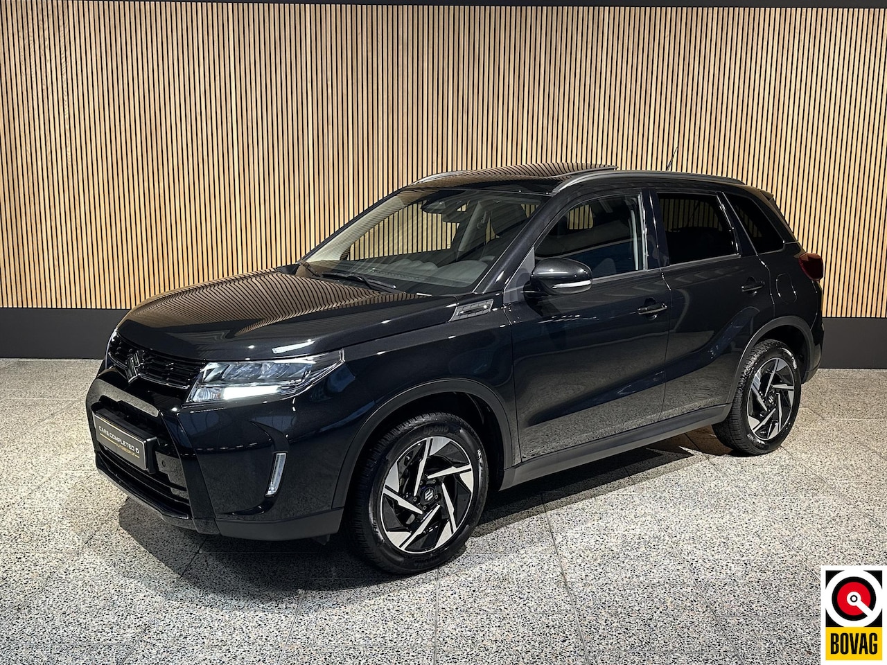 Suzuki Vitara - 1.5 Hybrid Select Schuif/kantal dak | Stoelverwarming | Camera - AutoWereld.nl