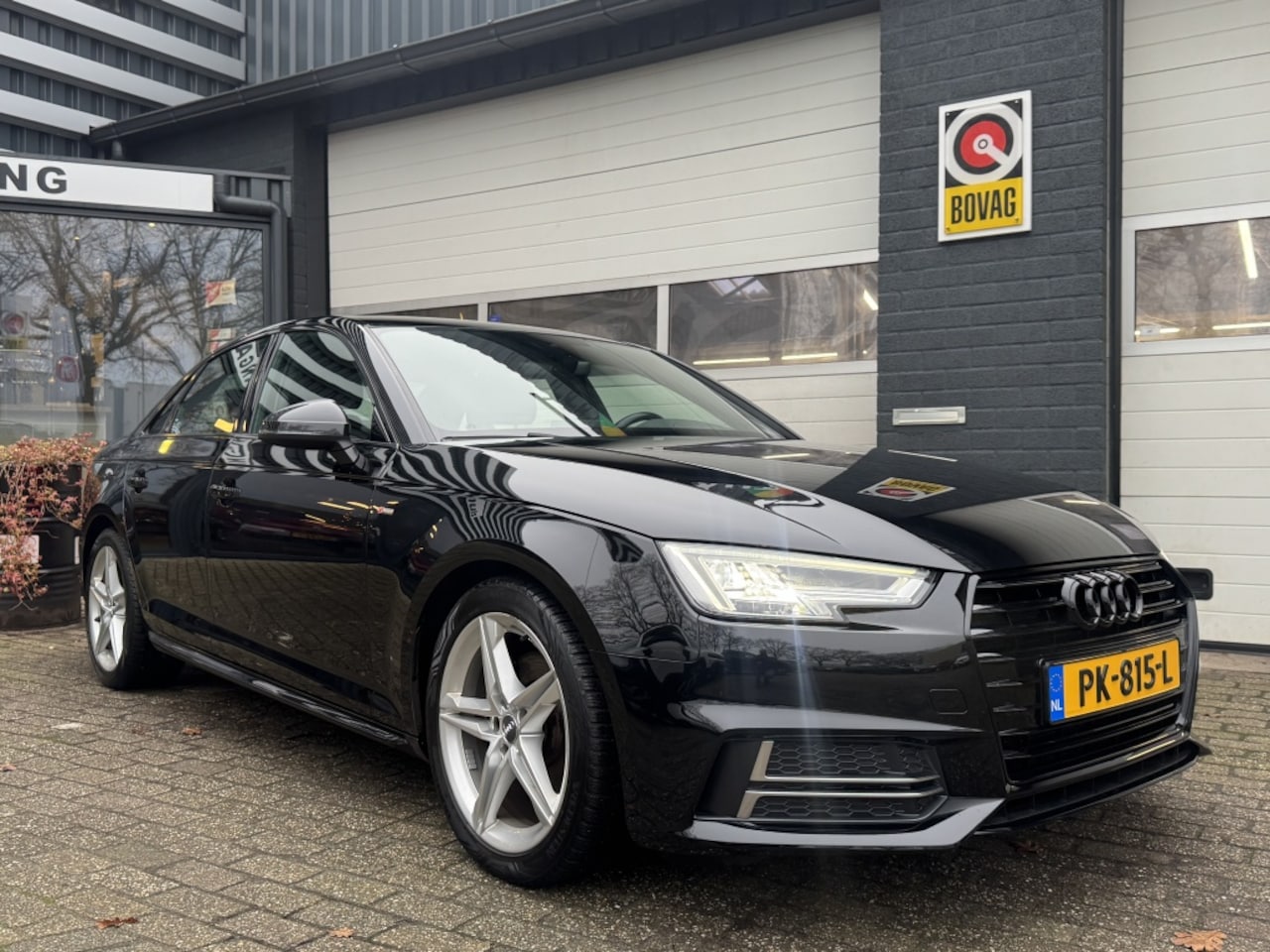 Audi A4 Limousine - 1.4 TFSI Sport 2x S-Line - AutoWereld.nl