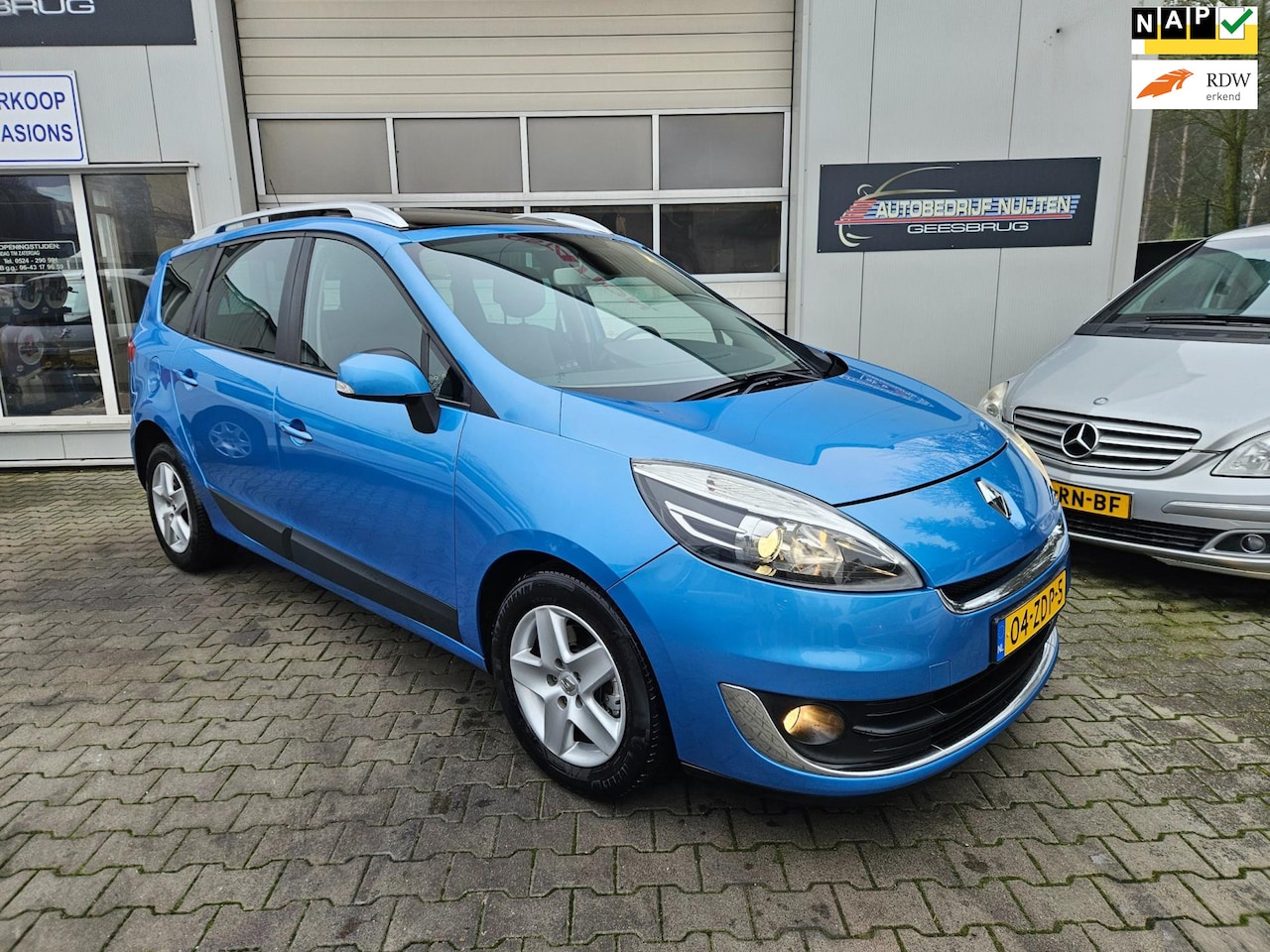 Renault Grand Scénic - 1.2 TCe Expression 7p. Trekhaak..pano - AutoWereld.nl