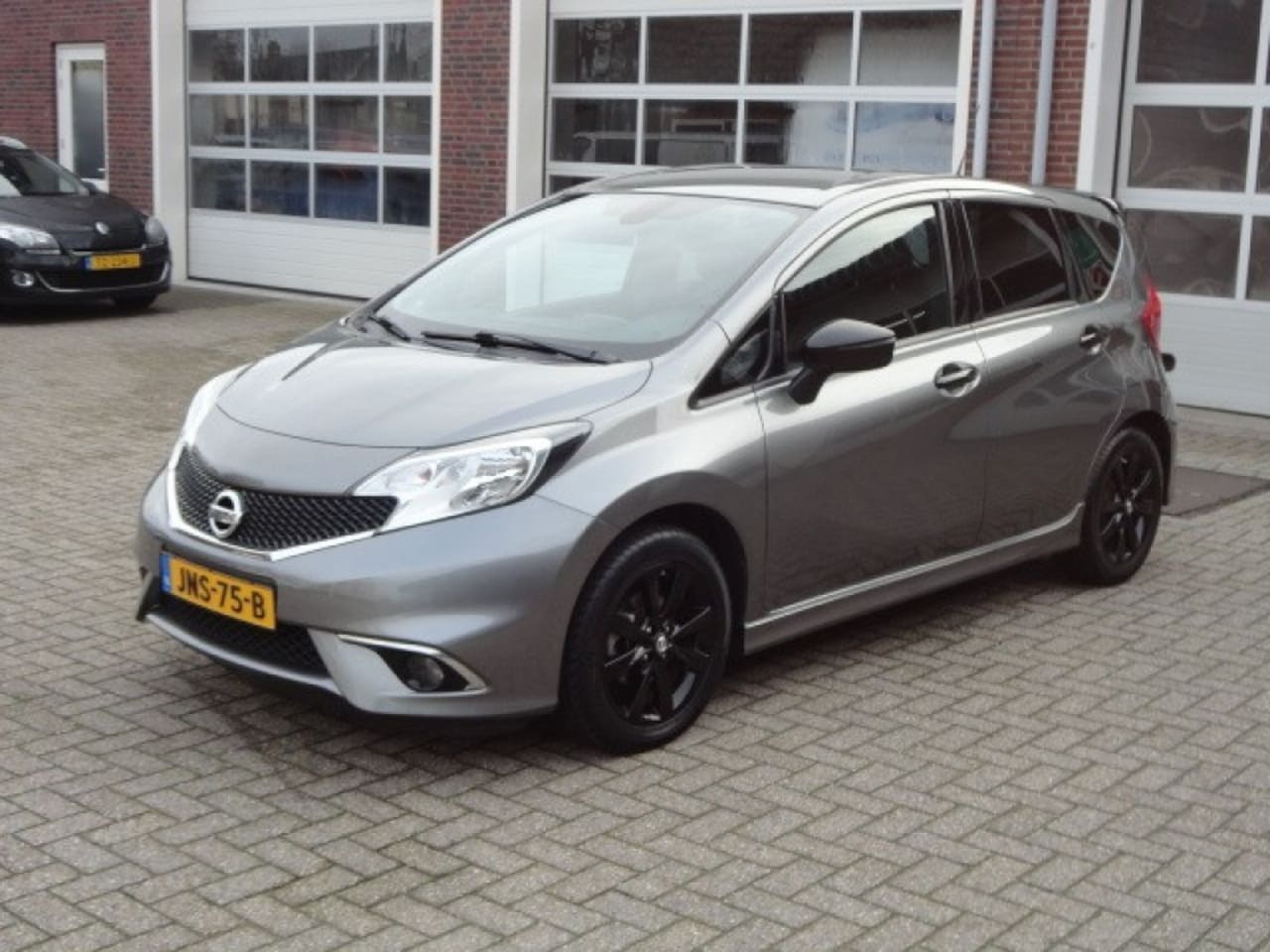 Nissan Note - 1..2. DIG-S Black Edition Automaat ,Trekhaak ,Navi ,Electr.ramen v+a - AutoWereld.nl