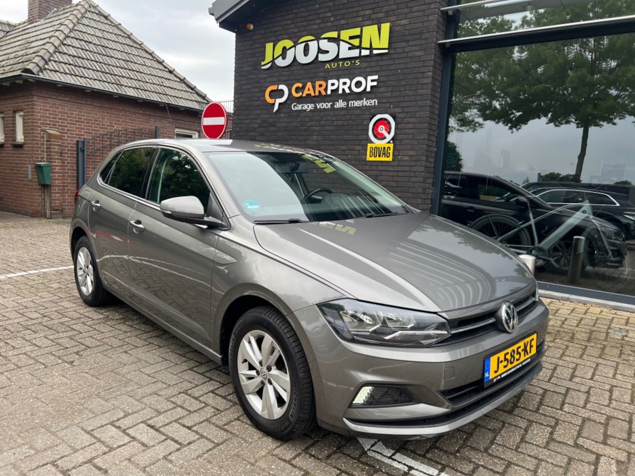Volkswagen Polo - 1.0 TSI COMF.L. BUS. - AutoWereld.nl