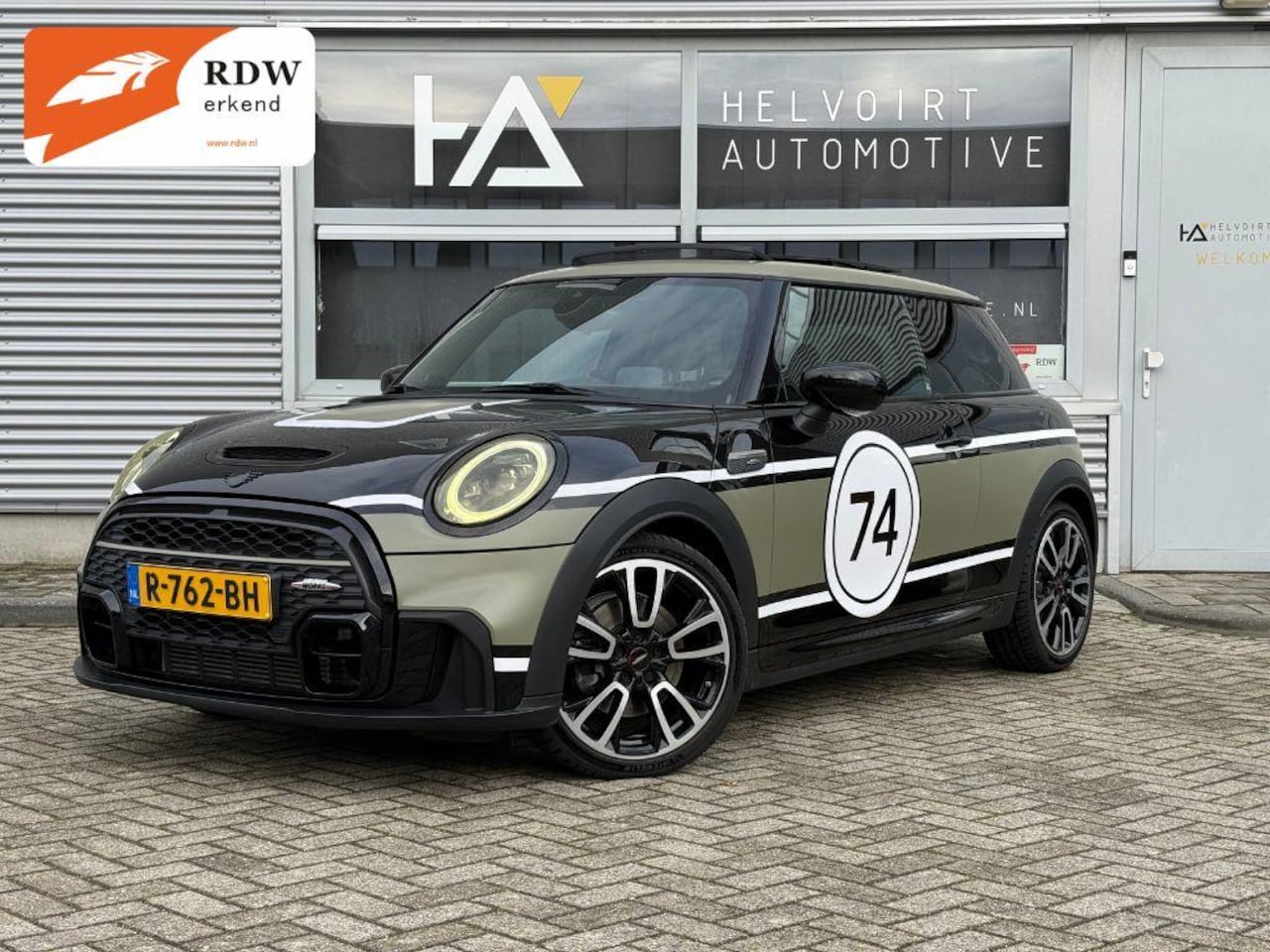 MINI John Cooper Works - Mini 2.0 S JCW Anniversary Edition | PANO | HUD | CAMERA - AutoWereld.nl