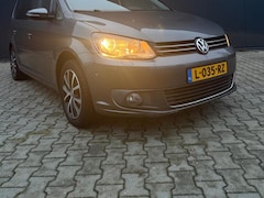 Volkswagen Touran - 1.4 TSI Highline 7p