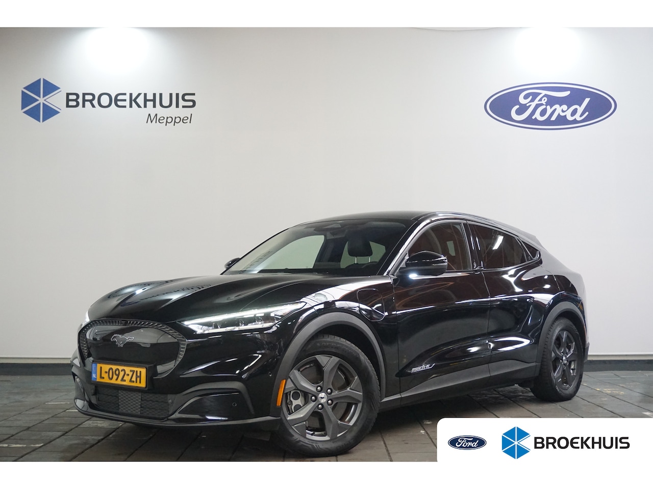 Ford Mustang Mach-E - Extended RWD 98 kWh | Cruise control adaptief met Stop&Go en stuurhulp | Elektrisch bedien - AutoWereld.nl