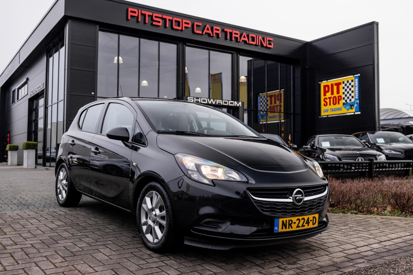 Opel Corsa - 1.0 Turbo Edition 1.0 Turbo Edition, NL Auto, Airco, PDC, DAB+, Keurig! - AutoWereld.nl