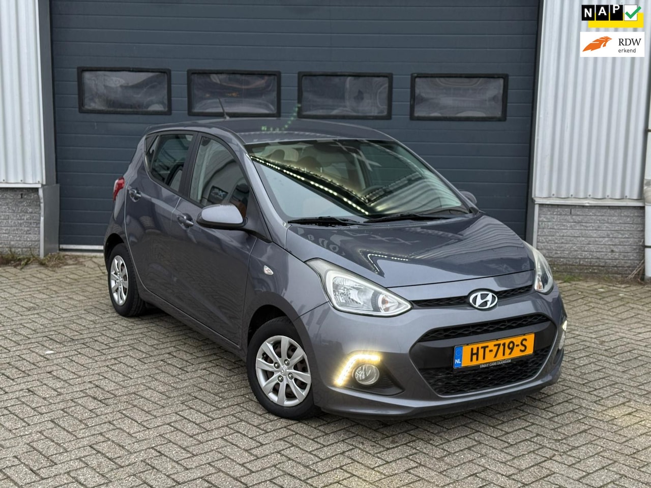 Hyundai i10 - 1.0i i-Motion Comfort Plus 50DKM NAP! - AutoWereld.nl