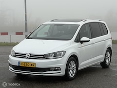 Volkswagen Touran - 1.4 TSI Highline 7p, Automaat, Panoramadak