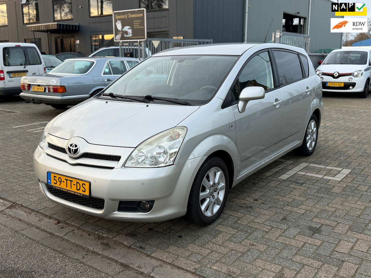 Toyota Verso - 1.8 VVT-i Dynamic 7p. AUTOMAAT | Park.Sensoren | Vol onderhouden | Trekhaak | Airco | Crui - AutoWereld.nl