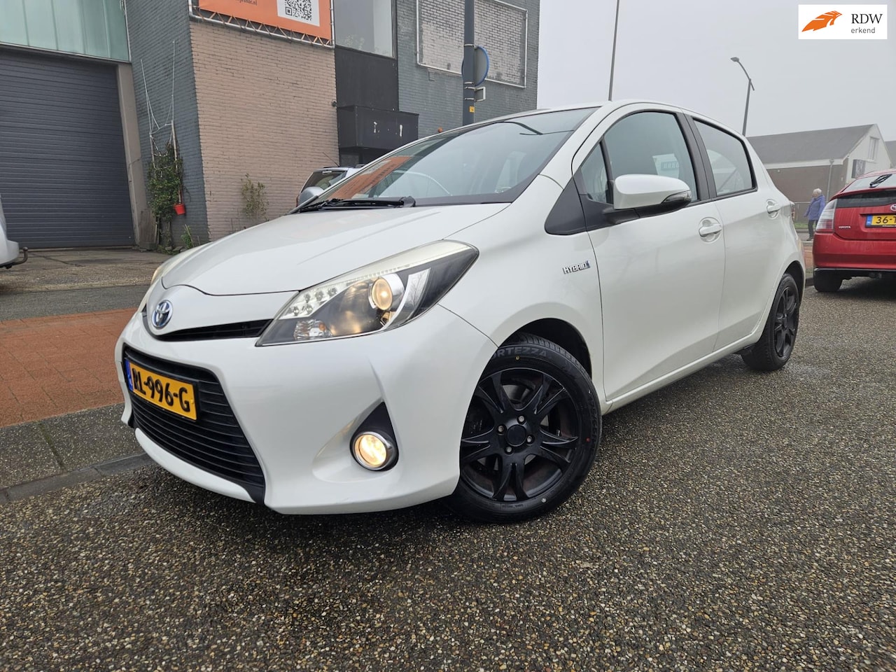 Toyota Yaris - 1.5 Full Hybrid Aspiration GARANTIE Keyless Camera - AutoWereld.nl