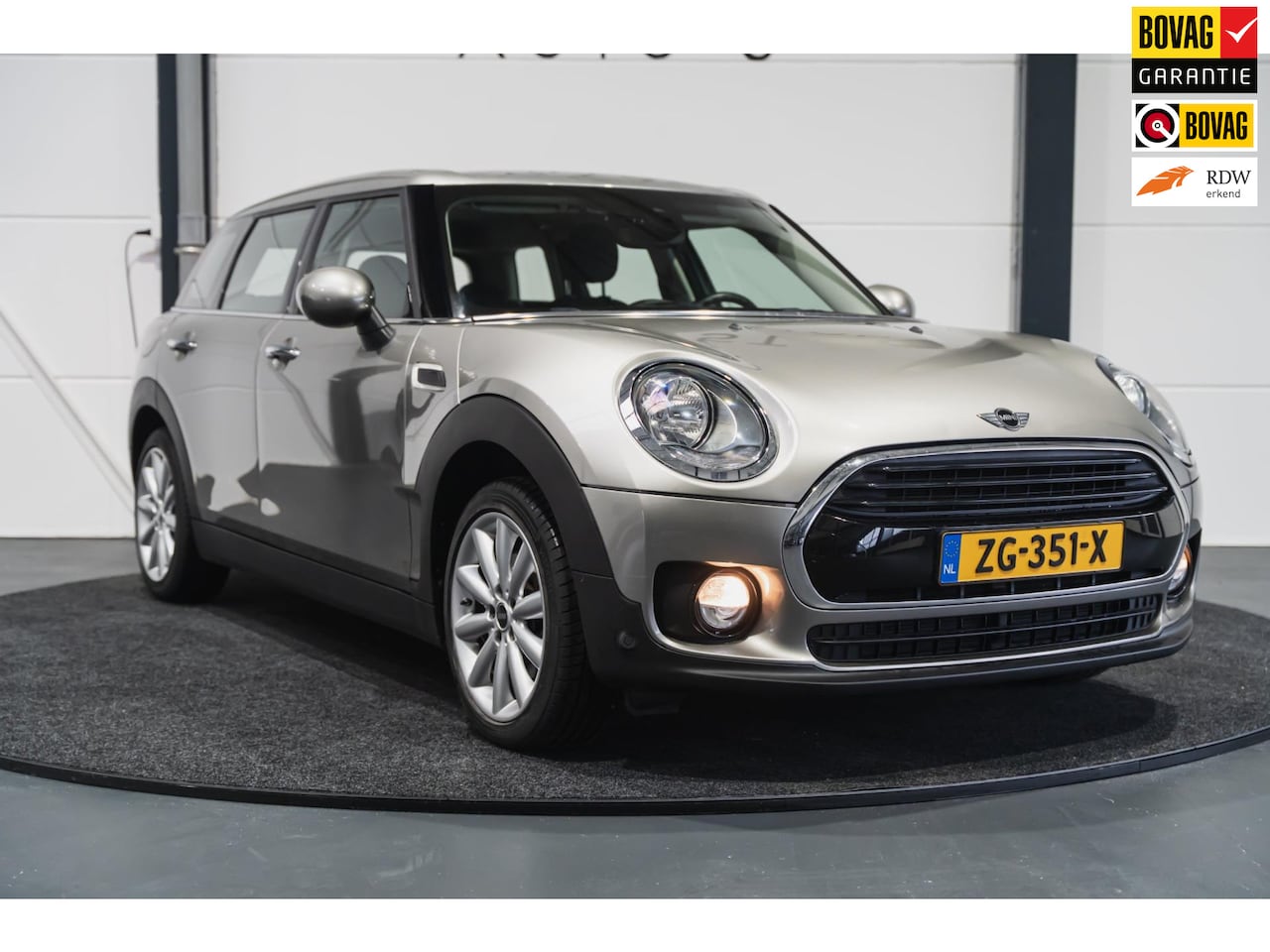 MINI Clubman - 1.5 Cooper Business Plus Mini 1.5 Cooper Business Plus - AutoWereld.nl