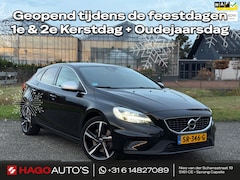 Volvo V40 - 2.0 T4 R-Design NAVI/PANO/LEDER/LED/ORG-NL/TREKHAAK/PDC/CAMERA