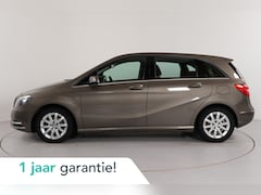 Mercedes-Benz B-klasse - 180 Ambition | Trekhaak | Navi | Cruise | PDC v/a | Climate |
