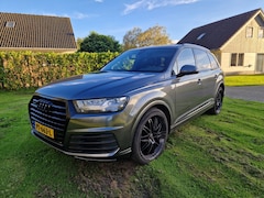 Audi Q7 - 3.0TDI 3x S-line/ 22inch Zeer mooie uitvoering