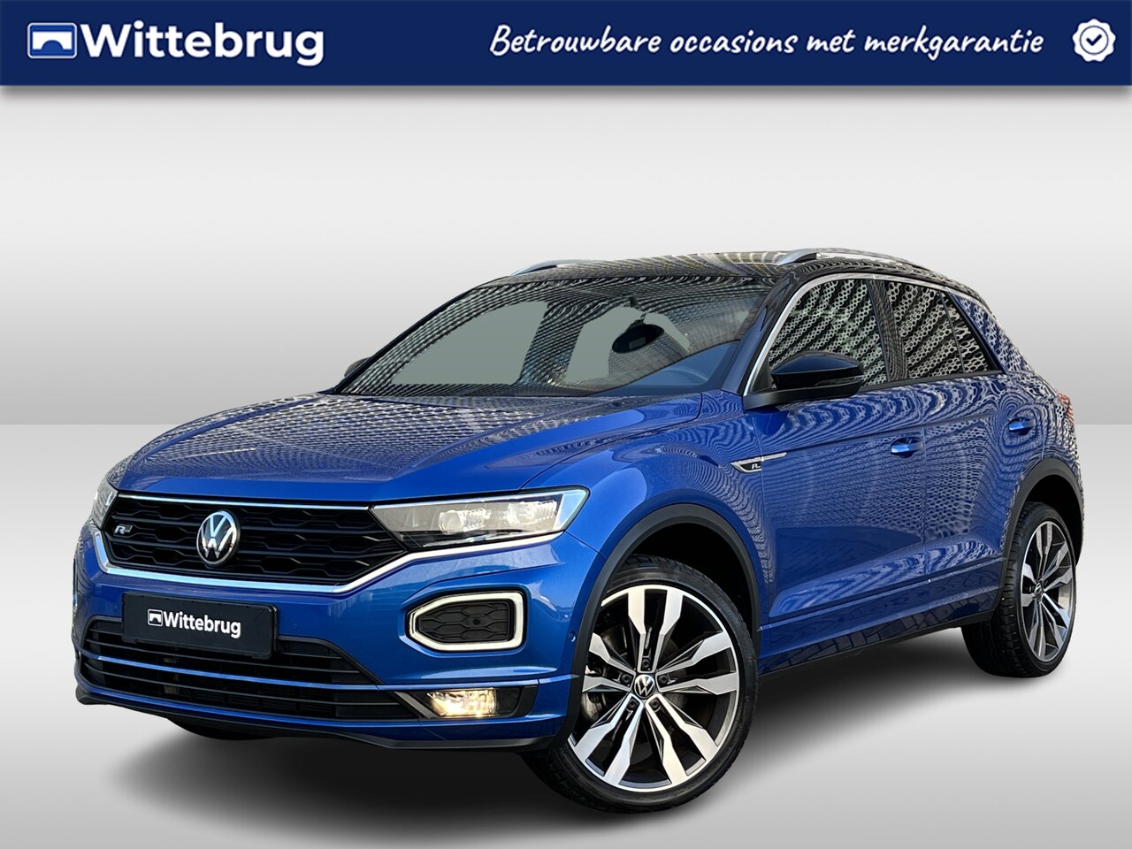Volkswagen T-Roc - 1.5 TSI 150PK DSG R-Line / Afneembare Trekhaak / Achteruitrijcamera / Stoelverwarming / Di - AutoWereld.nl