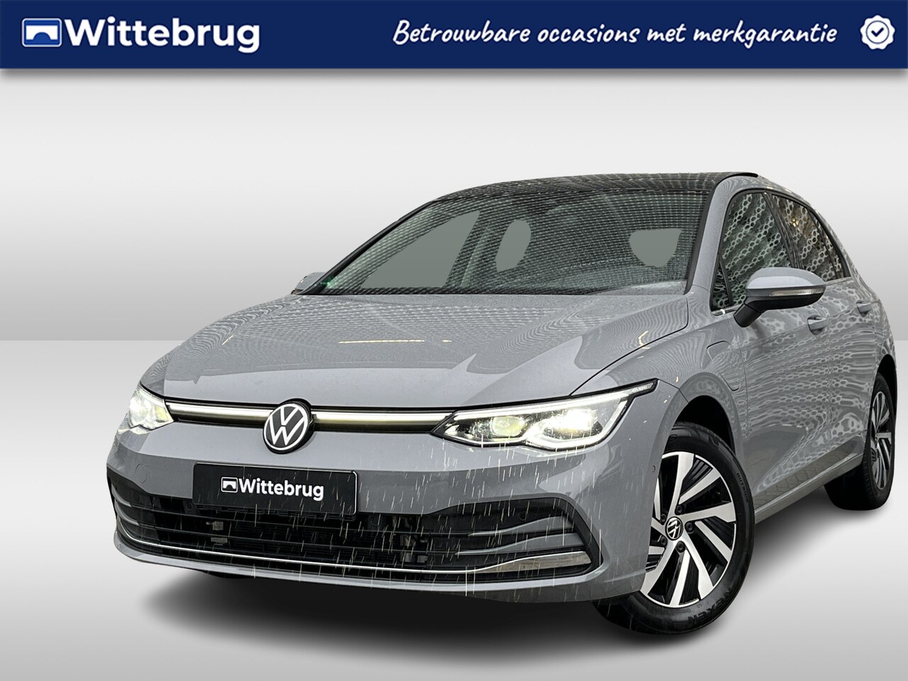 Volkswagen Golf - 1.4 eHybrid 204PK DSGStyle / Panoramadak / Memory Seats  & Stoelverwarming / IQ LED / App- - AutoWereld.nl