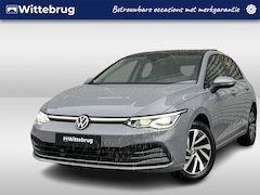 Volkswagen Golf - 1.4 eHybrid 204PK DSGStyle / Panoramadak / Memory Seats & Stoelverwarming / IQ LED / App-C
