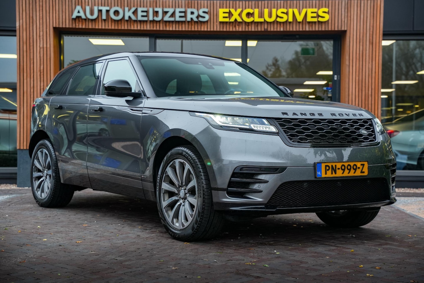 Land Rover Range Rover Velar - 2.0 I4 Turbo AWD SE R Dynamic Lane Assist Cruise Clima Keyless Navi 20''LM - AutoWereld.nl