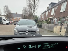 Toyota Prius - 1.8  Dynamic