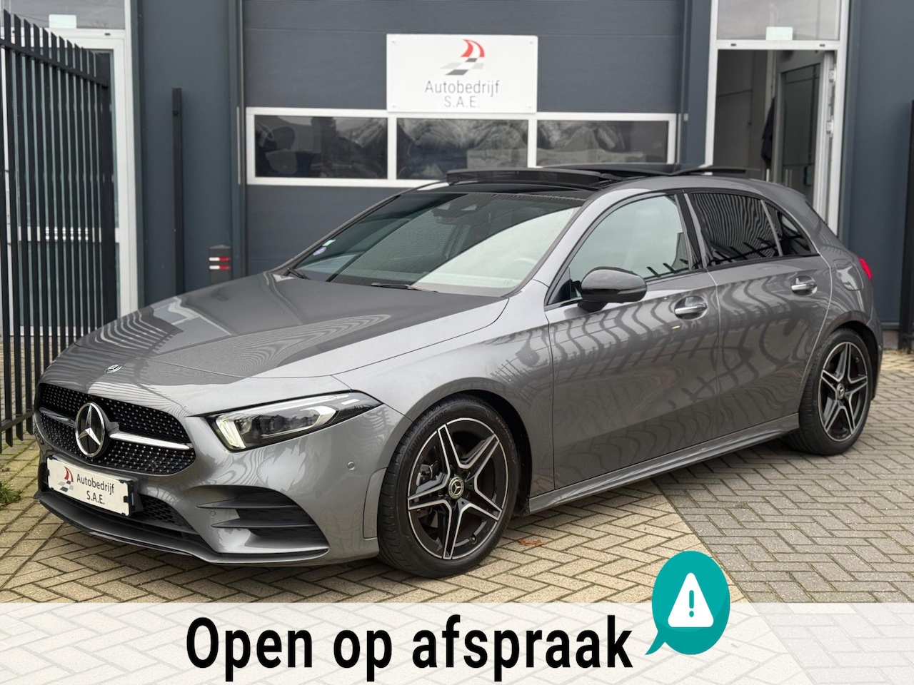 Mercedes-Benz A-klasse - 180 AMG MEMORY PANO 360 SFEER NIGHT - AutoWereld.nl