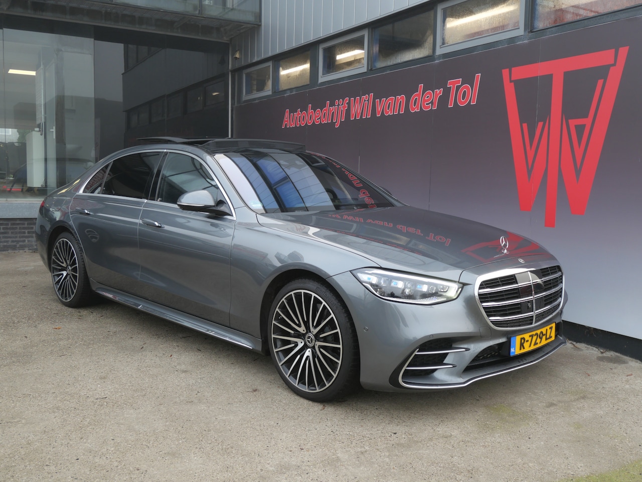 Mercedes-Benz S-klasse - 580e LANG AMG LINE | PANO | 3D | SOFTCLOSE | LUCHTVERING | MASSAGE!! - AutoWereld.nl