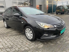 Opel Astra Sports Tourer - 1.0 Turbo Business Executive Navigatie