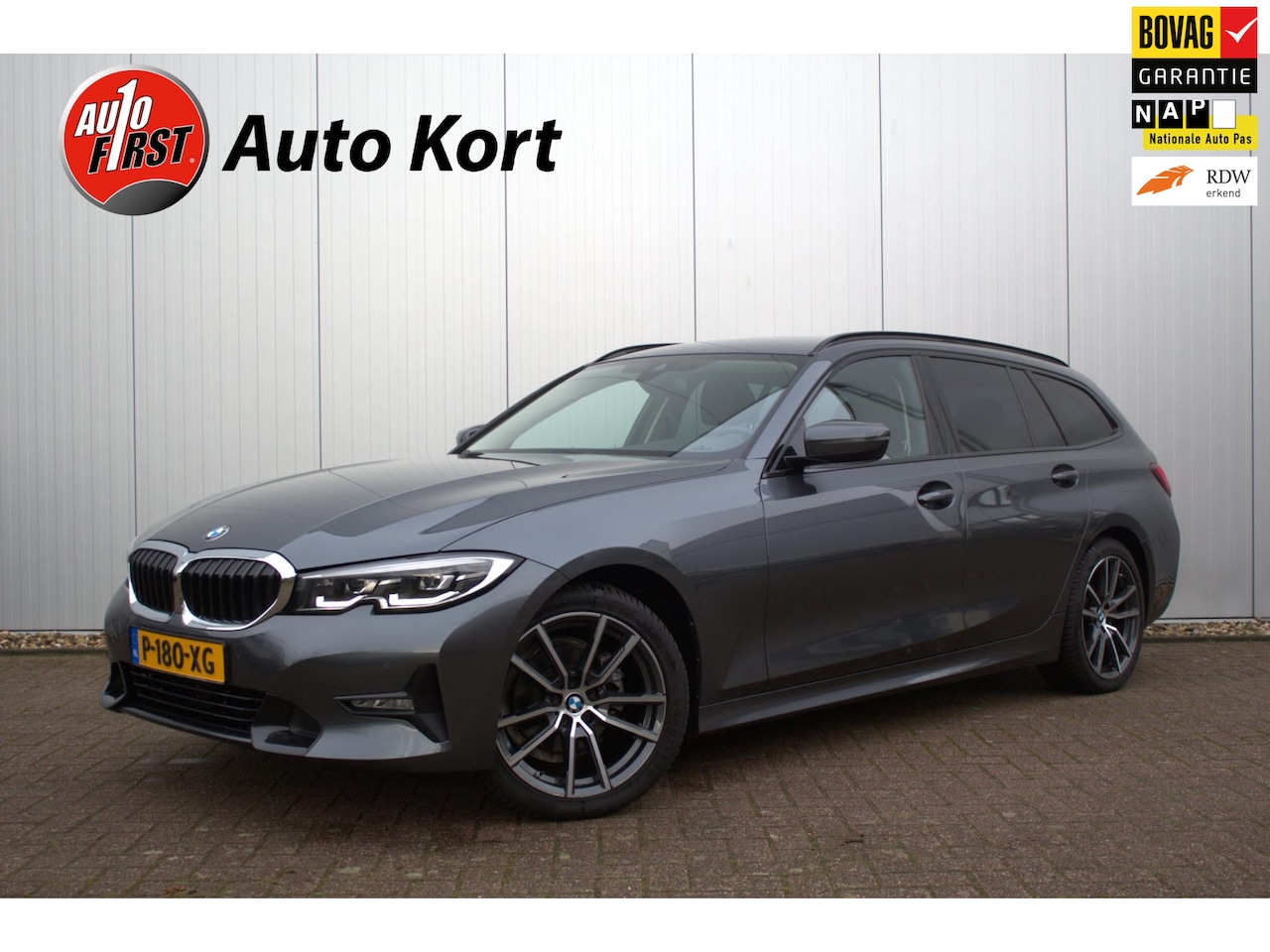 BMW 3-serie Touring - 318i Business Edition Plus | Sportstoelen | Stoelverwarming | Achteruitrijcamera | Elektri - AutoWereld.nl