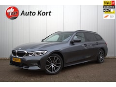 BMW 3-serie Touring - 318i Business Edition Plus | Sportstoelen | Stoelverwarming | Achteruitrijcamera | Elektri