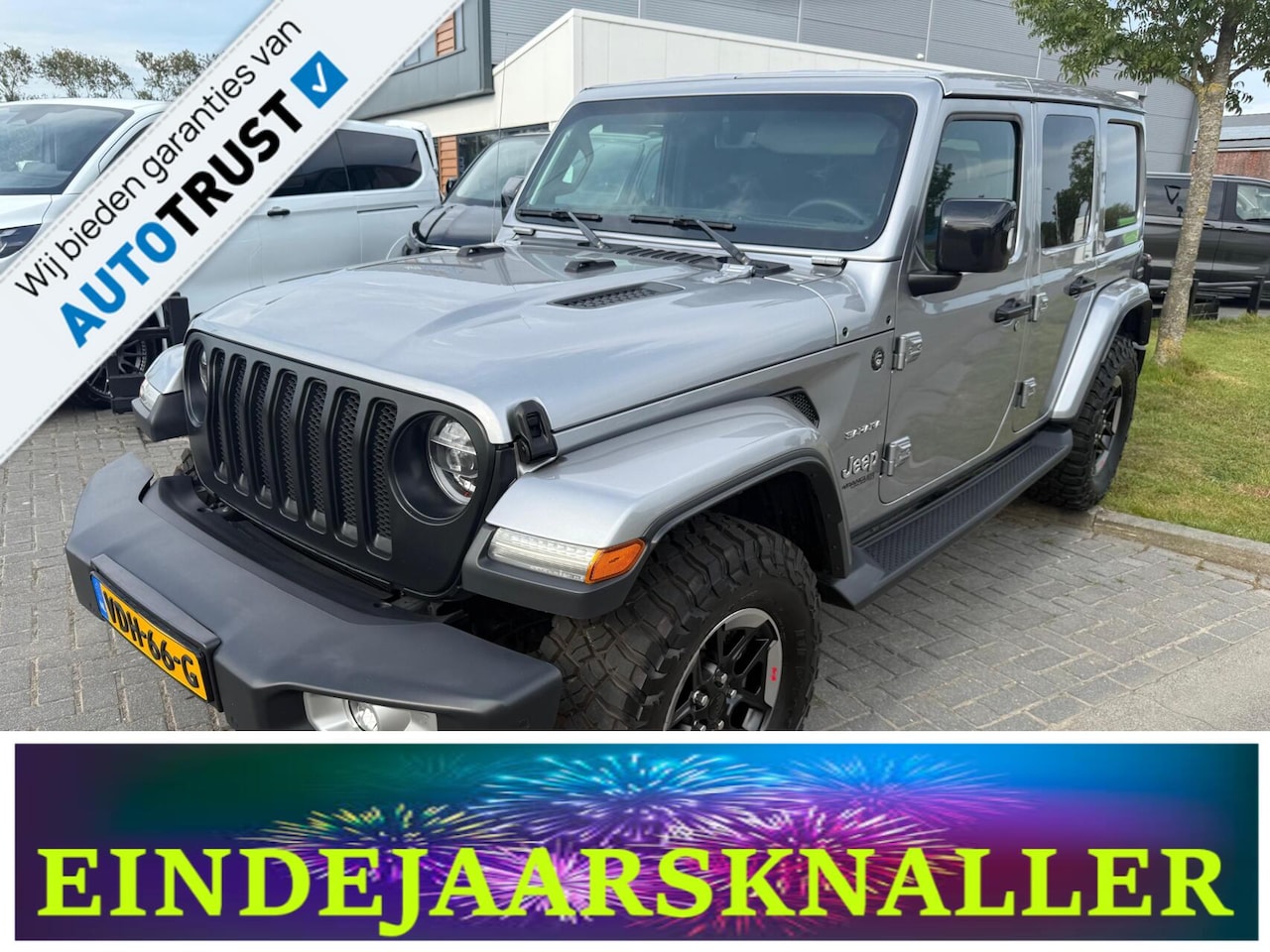 Jeep Wrangler Unlimited - 2.2D Sahara 200Pk OUTLAW 4WD, MOPART LV MUD, LEDER, BOMVOL OPTIE !!! GRIJS KENTEKEN - AutoWereld.nl