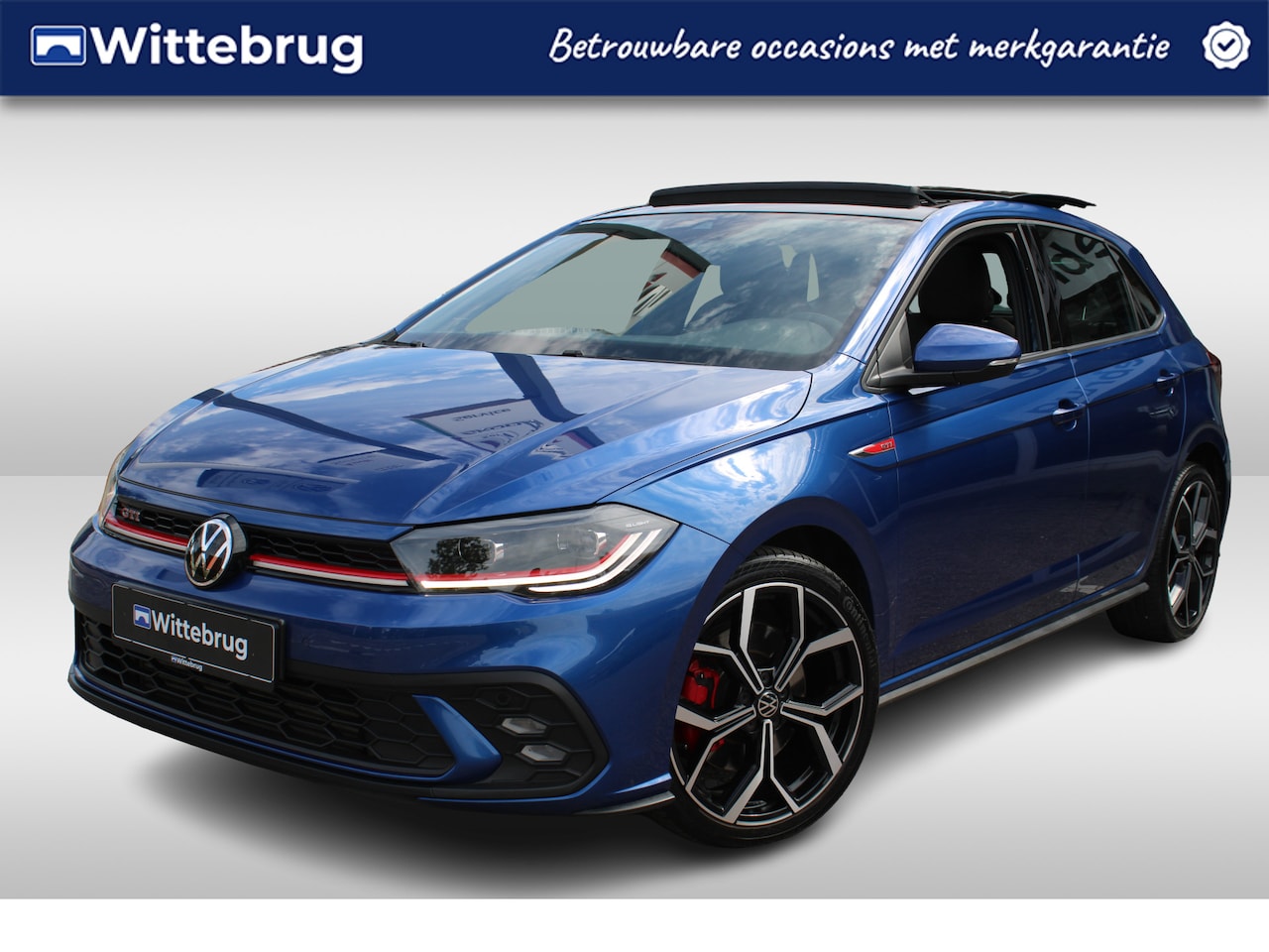 Volkswagen Polo - 2.0 TSI 200pk DSG GTI / Panoramadak / LED Matrix / Virtual Cockpit / Camera / 18" LMV - AutoWereld.nl