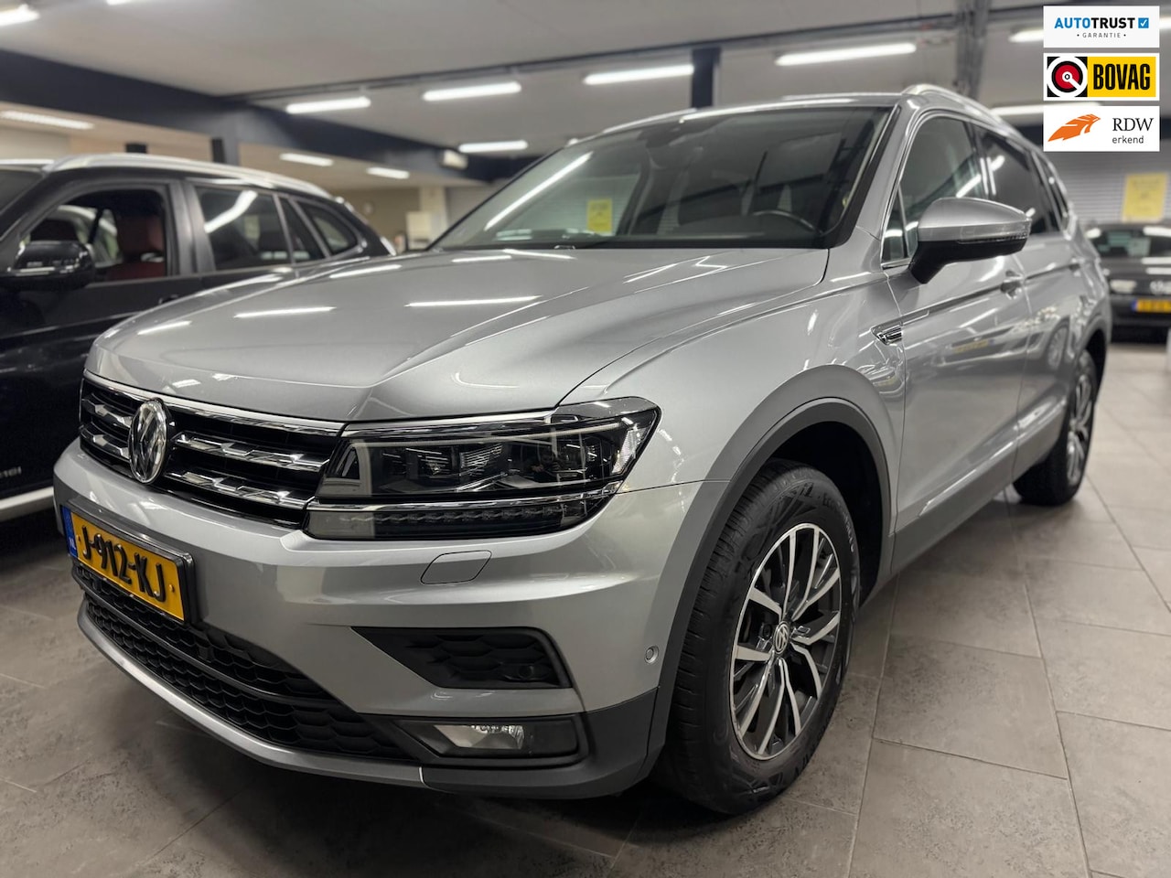 Volkswagen Tiguan Allspace - 1.5 TSI Highline Business R 7p. Navi camera leer clima xenon cruise lm-velgen trekhaak leu - AutoWereld.nl