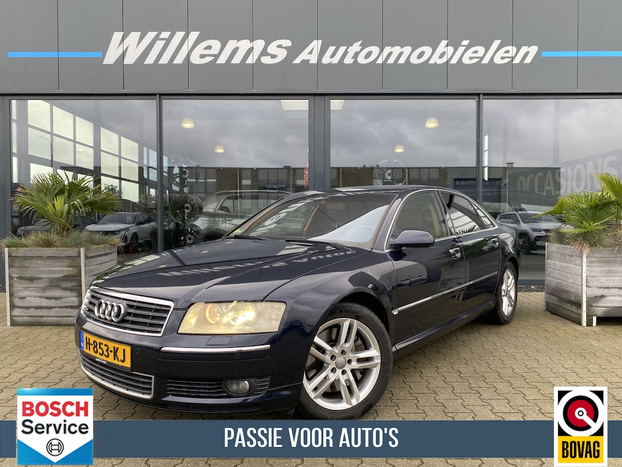 Audi A8 - 4.2 quattro Exclusive V8 Afn Trekhaak , Leder ,navigatie - AutoWereld.nl