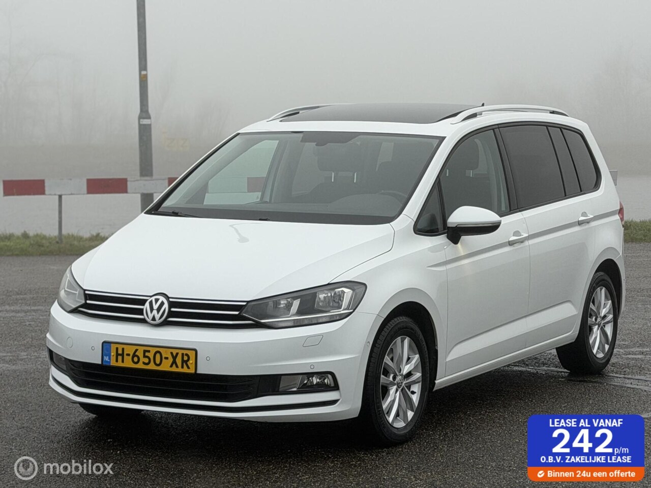 Volkswagen Touran - 1.4 TSI Highline 7p 1.4 TSI Highline 7p, Automaat, Panoramadak - AutoWereld.nl