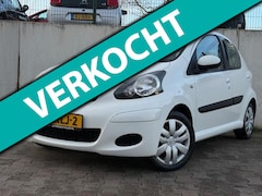 Toyota Aygo - 1.0-12V Comfort Navigator/AUTOMAAT/SCHUIFDAK/NAVI/PDC/ZEER NETTE AUTO/