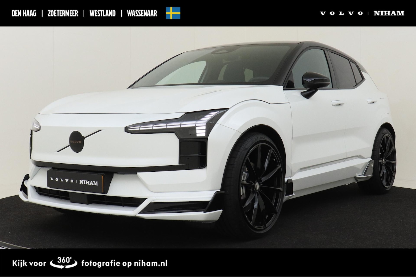 Volvo EX30 - SM EXT. RANGE PLUS 69 kWh *FULL HEICO BODYKIT!* -BLACK.BADGE|21"|VERLAAGD|ADAP.CRUISE|CAME - AutoWereld.nl