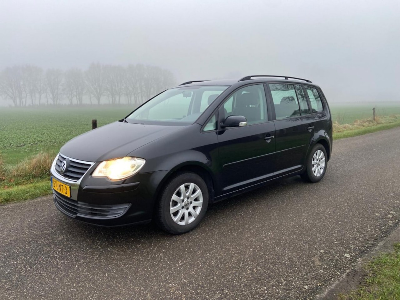 Volkswagen Touran - 1.4 TSI  7 Persoons !! - AutoWereld.nl