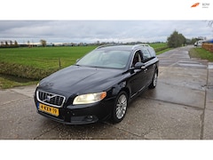 Volvo V70 - 2.4 D5 Summum/ automaat/ leder/ EURO 4/ bj 2007