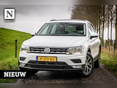 Volkswagen Tiguan - 1.4 TSI ACT Comfortline|Leder|Pano|Camera